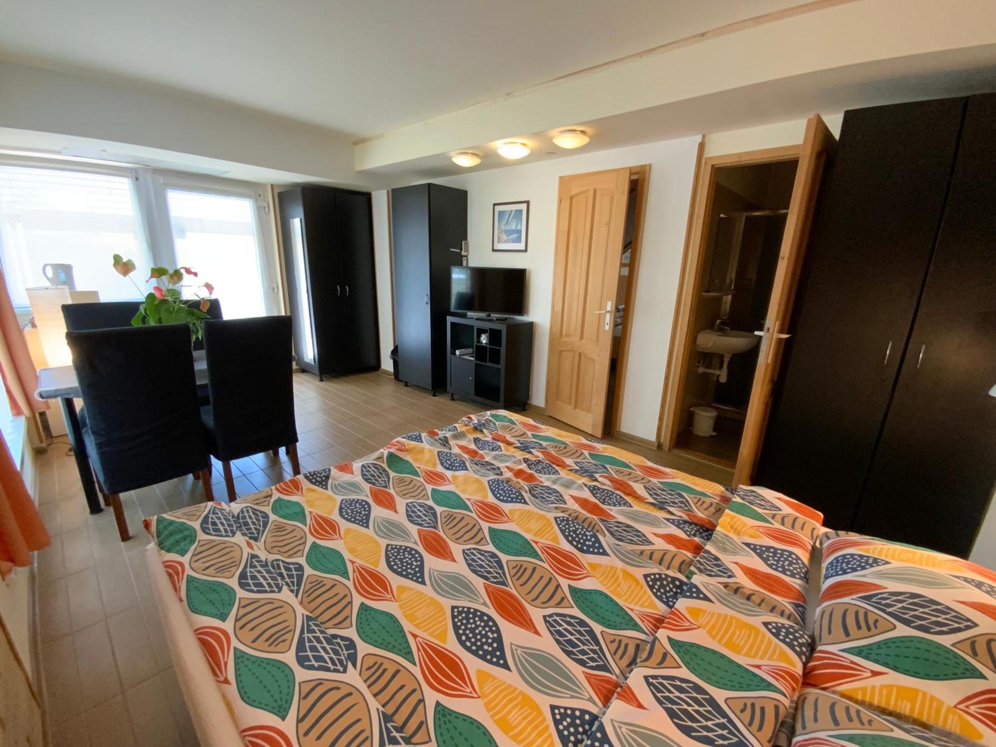 Elso Fecske Apartmanok Шиофок Экстерьер фото